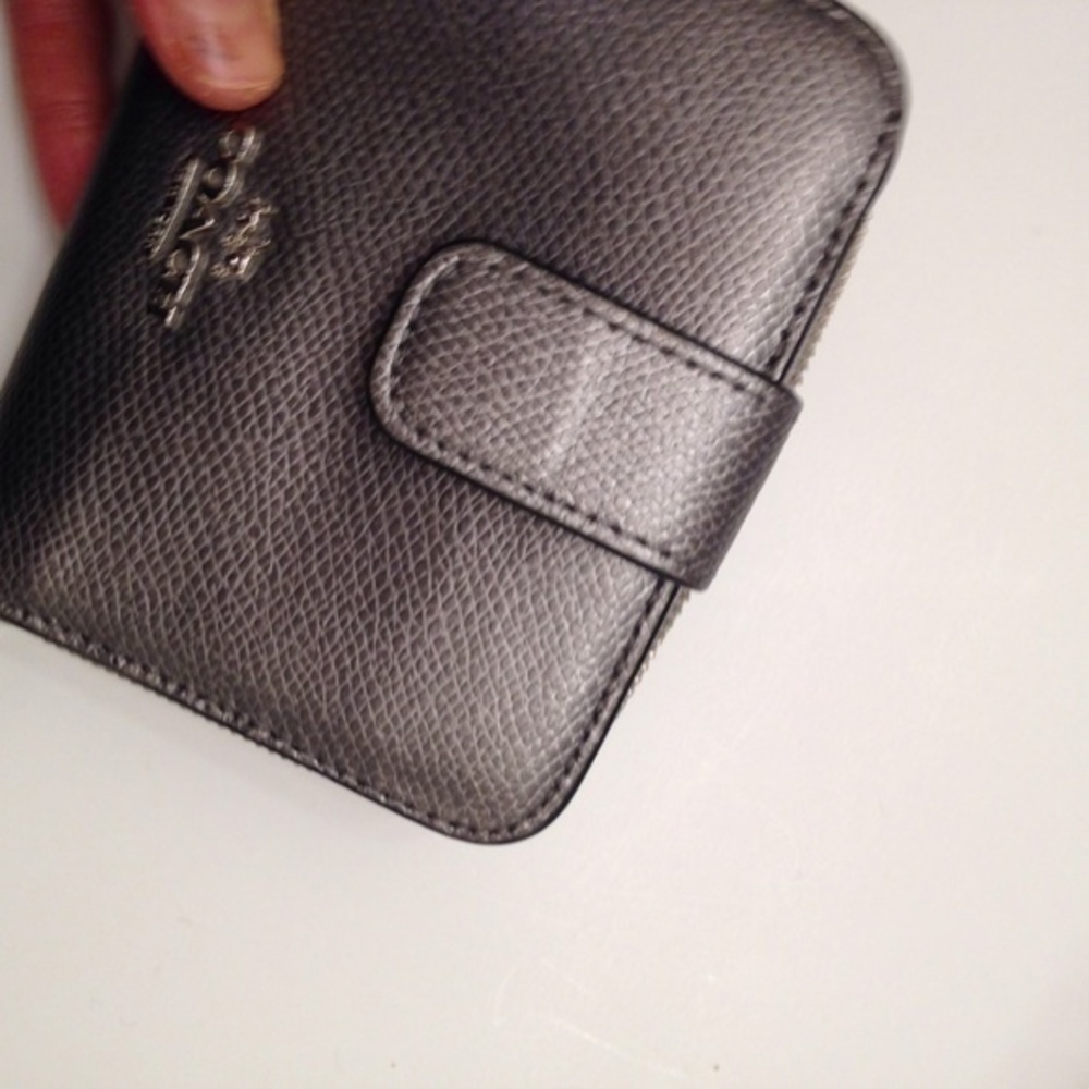 COACH SILVER WALLET - Picture 7 of 8
